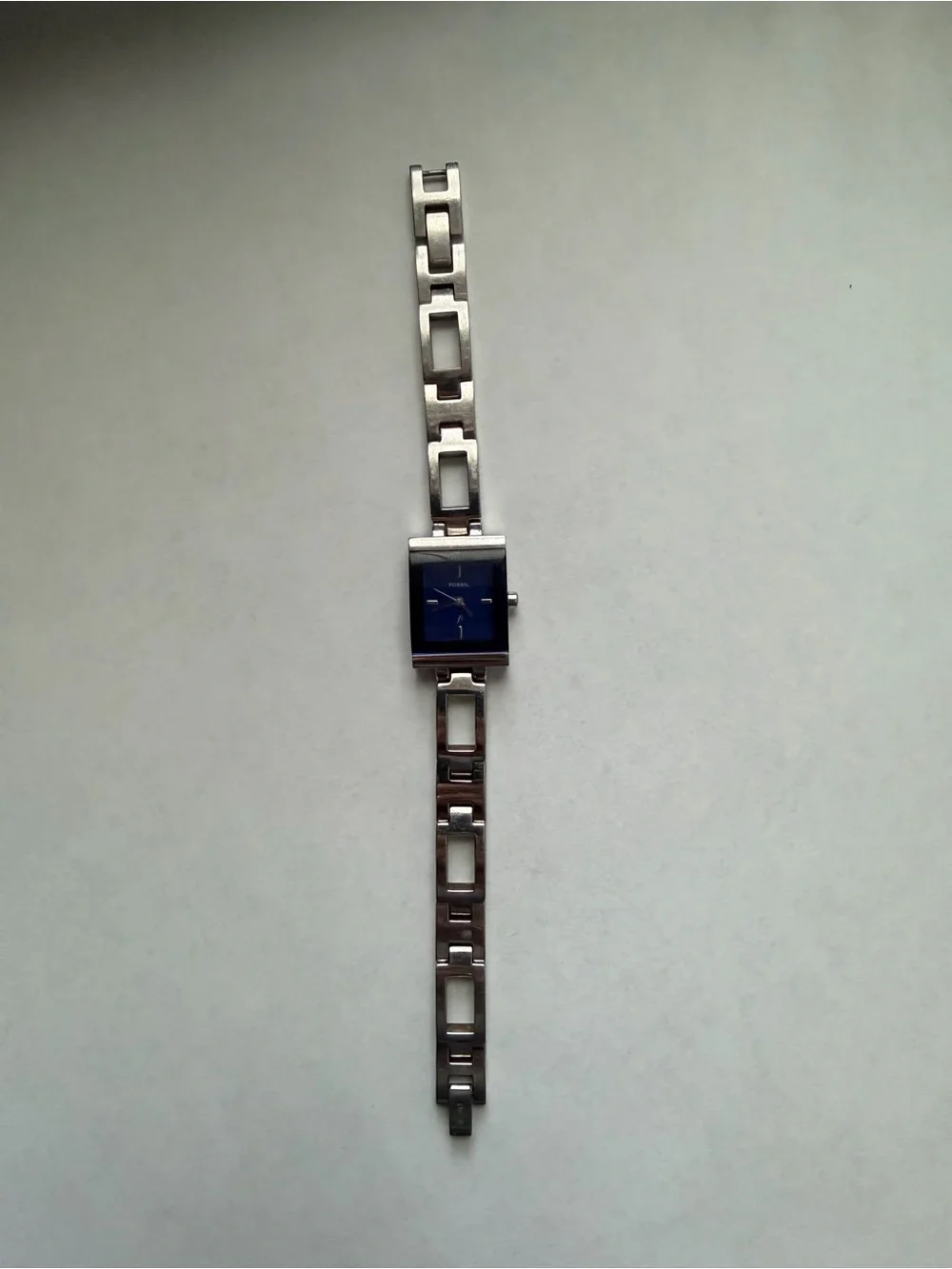 Fossil Silver Bracelet Watch with Navy Blue Dial‎